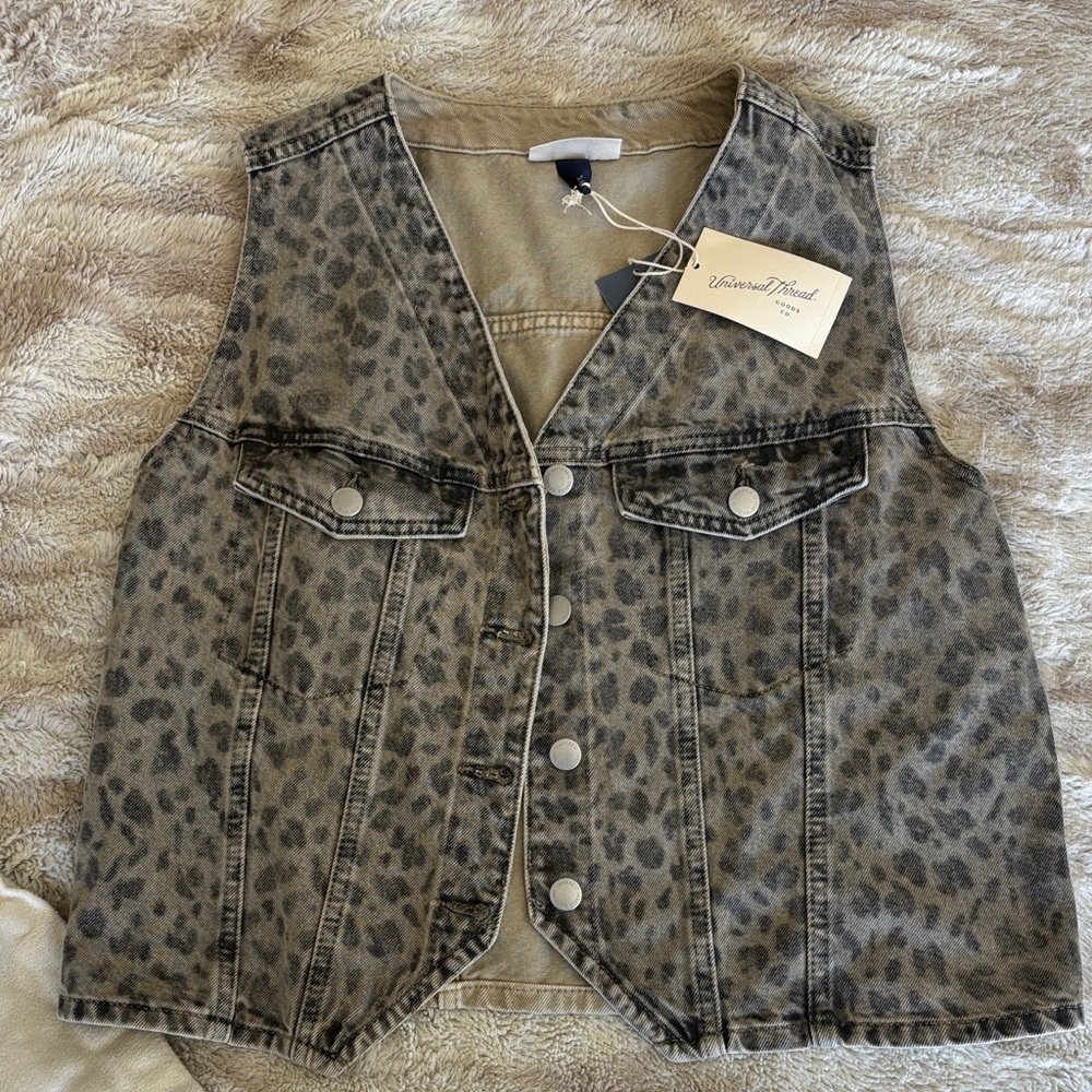 Universal Thread Leopard Print Denim Vest NWT